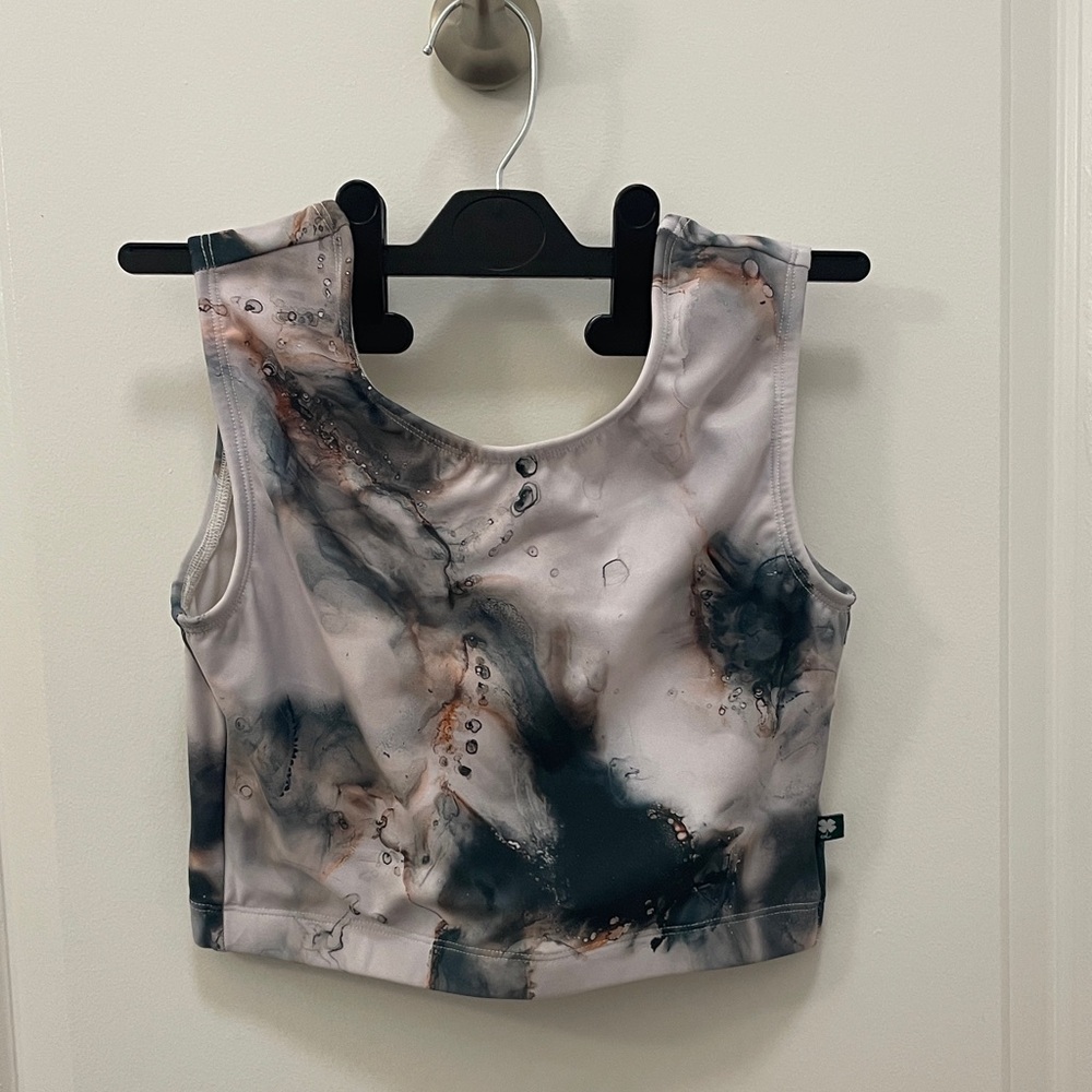 Luckyleo top and leggings set NWOT